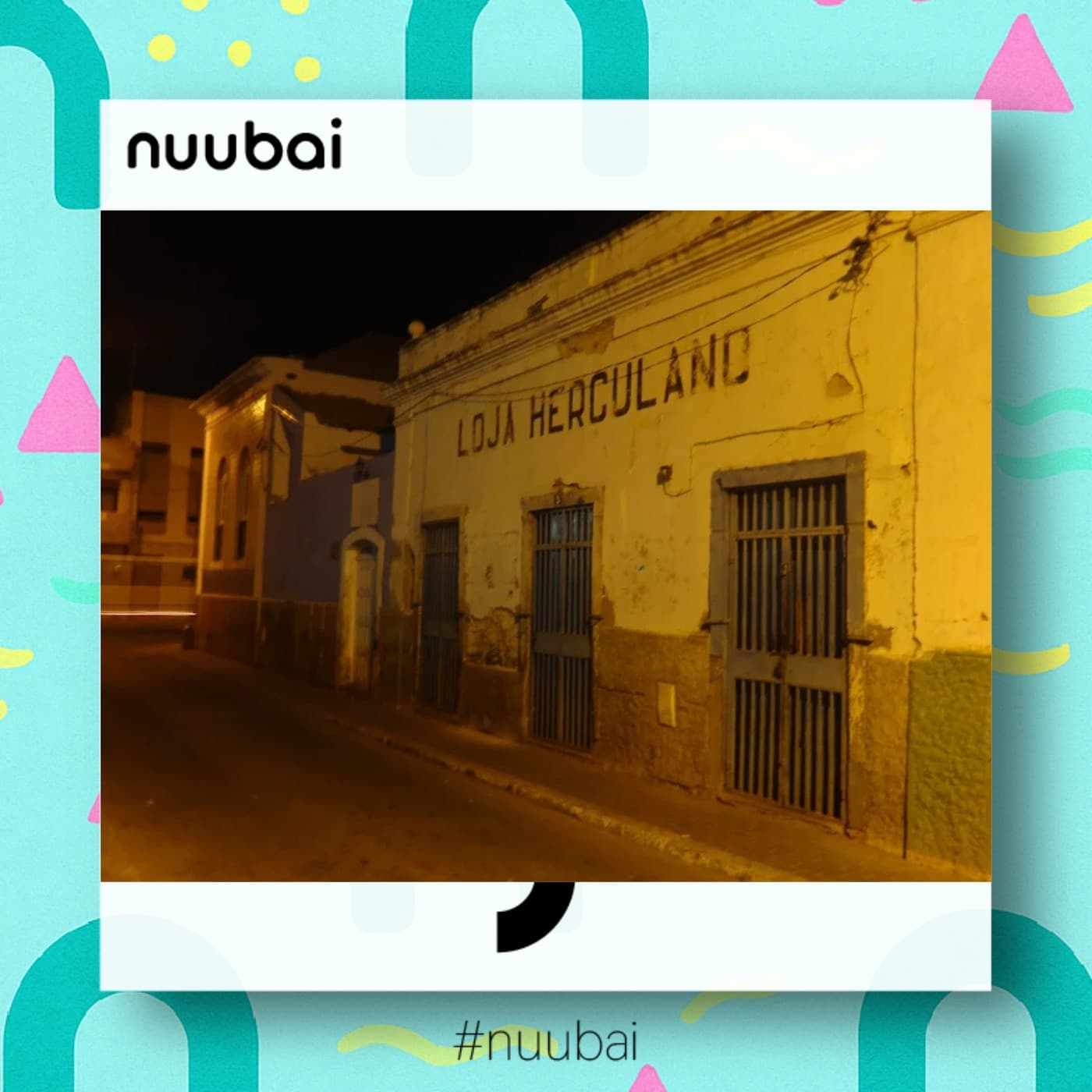A Loja Herculano — onde o ano sabia a ano abraçado, e o tempo, por instantes, parecia aprender a ficar.